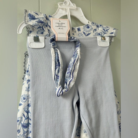 Cupcakes and Cashmere Blue Floral Dress Set With Pants - Picture 3 of 6